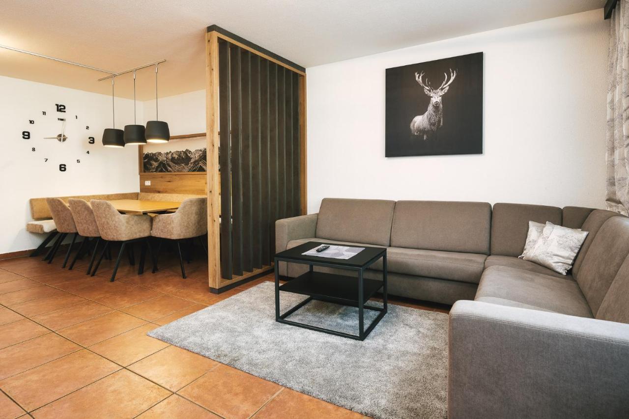 Camping Dreiländereck Blockhütten&Apartments Ried im Oberinntal Exterior foto