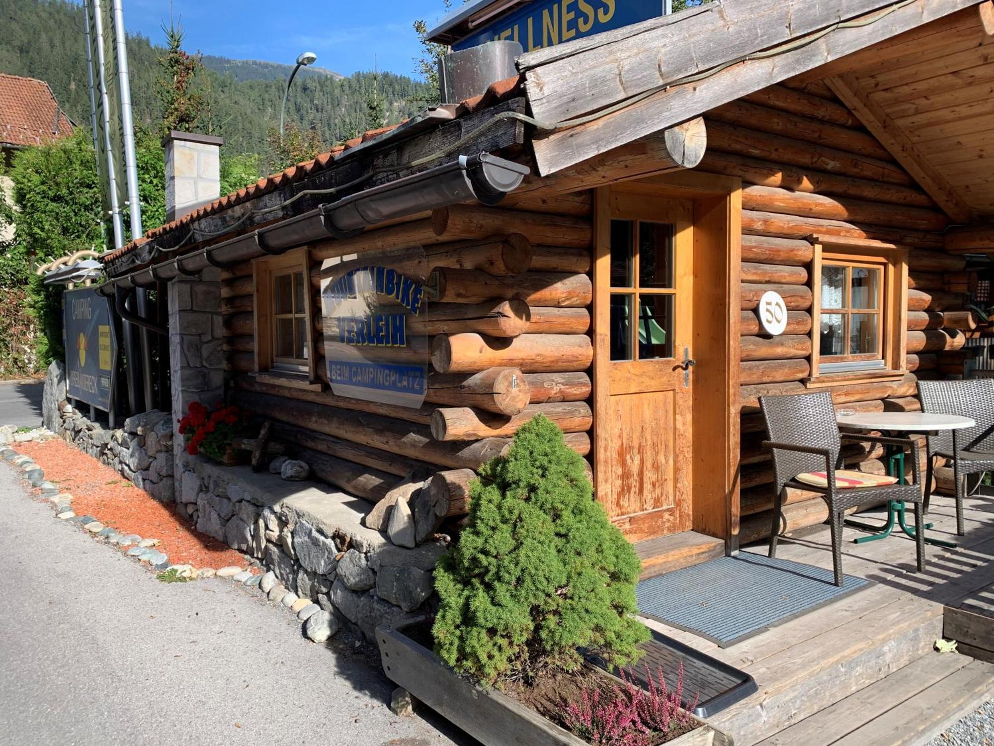 Camping Dreiländereck Blockhütten&Apartments Ried im Oberinntal Exterior foto