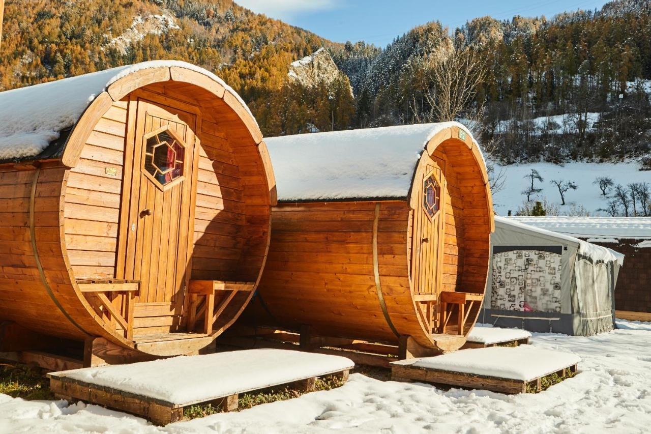 Camping Dreiländereck Blockhütten&Apartments Ried im Oberinntal Exterior foto